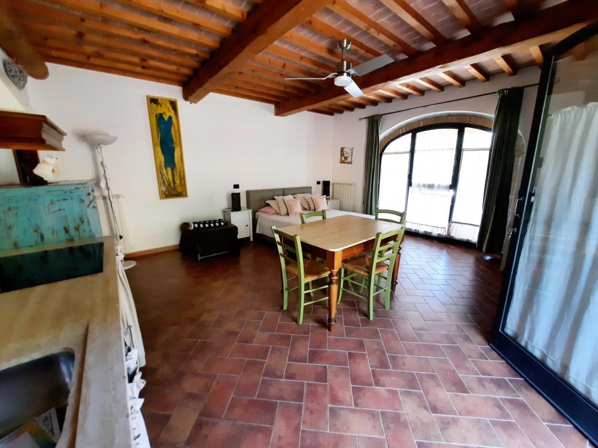 Il Casolare Val Di Mare Διαμέρισμα Riparbella Εξωτερικό φωτογραφία